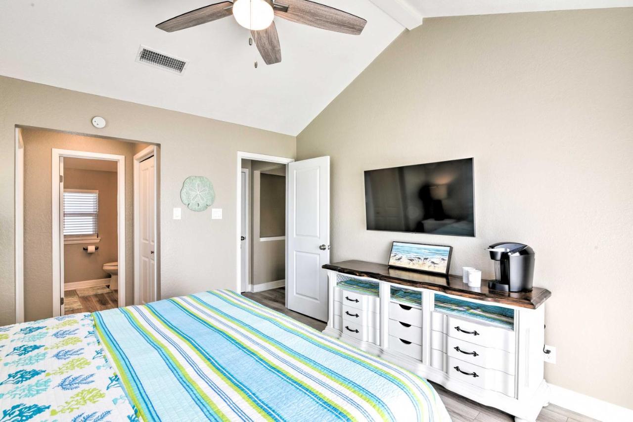 Beachfront Galveston Oasis Balconies, Ocean View! Exterior photo
